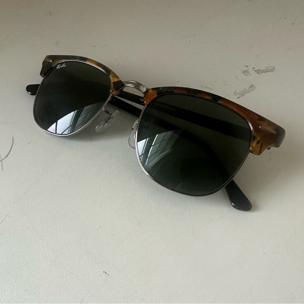 NWOT Rayban 3016 clubmaster tortoiseshell sun glasses